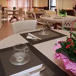 Due Spade Отель Фиденца