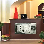Due Spade Отель Фиденца